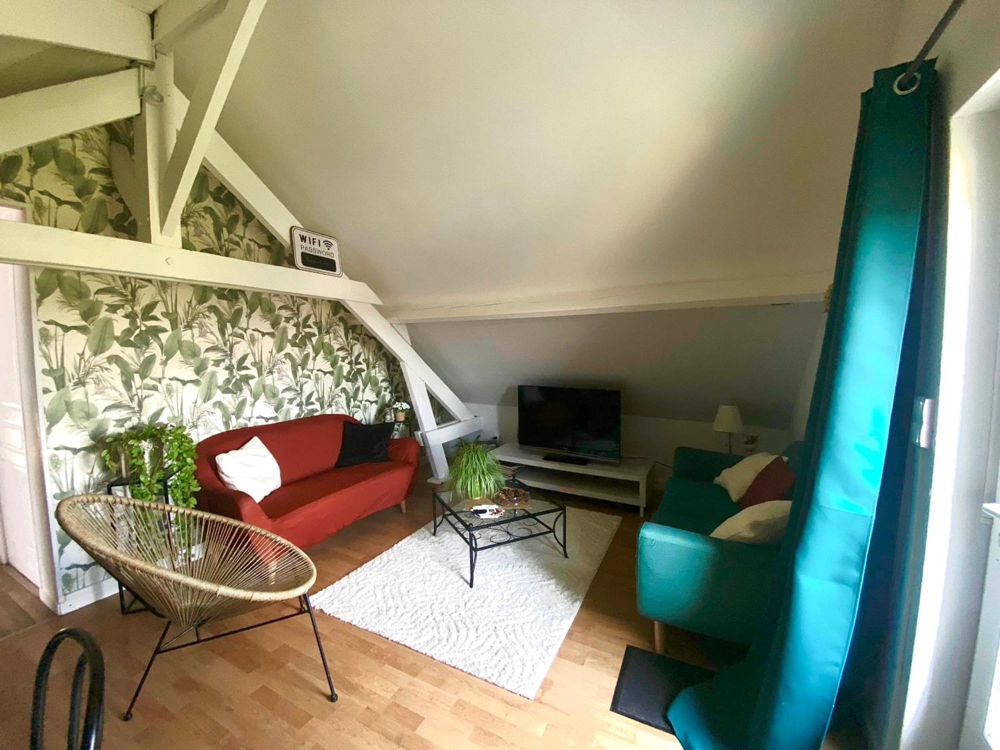 Une Ambiance Cosy Avec Jardin Privatif Nassandres Zewnętrze zdjęcie